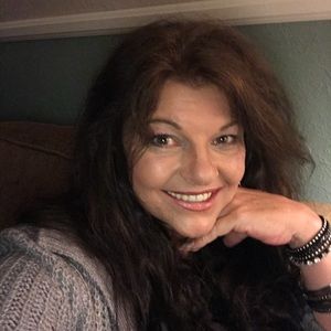 Meet your Posher, Jeanne